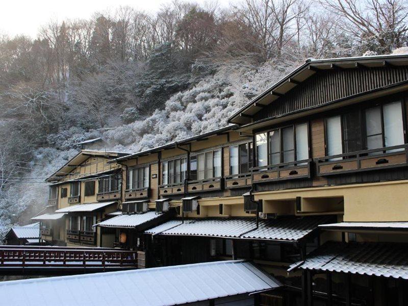 Kurokawa Onsen Yama No Yado Shinmeikan Minamioguni Exteriör bild