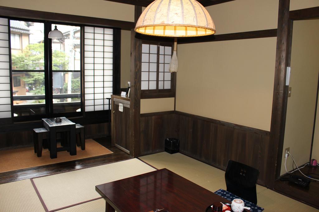 Kurokawa Onsen Yama No Yado Shinmeikan Minamioguni Exteriör bild